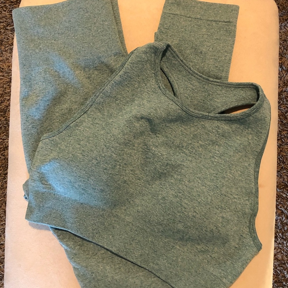 Gym workout set size M
